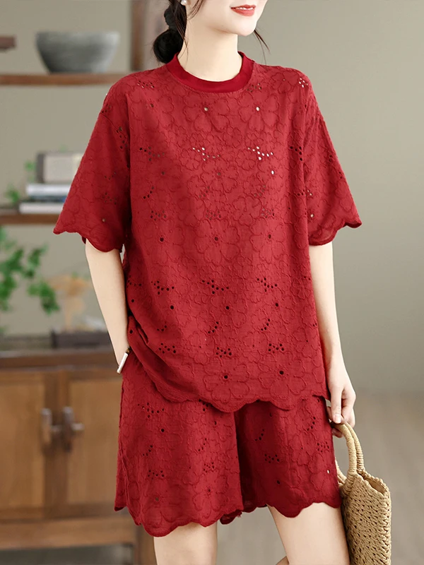 

Elegant Heavyweight Lace Hollow out Women's Summer Red Two-Piece Set T-Shirt Shorts Ensemble Fashionable plus Size Outfit