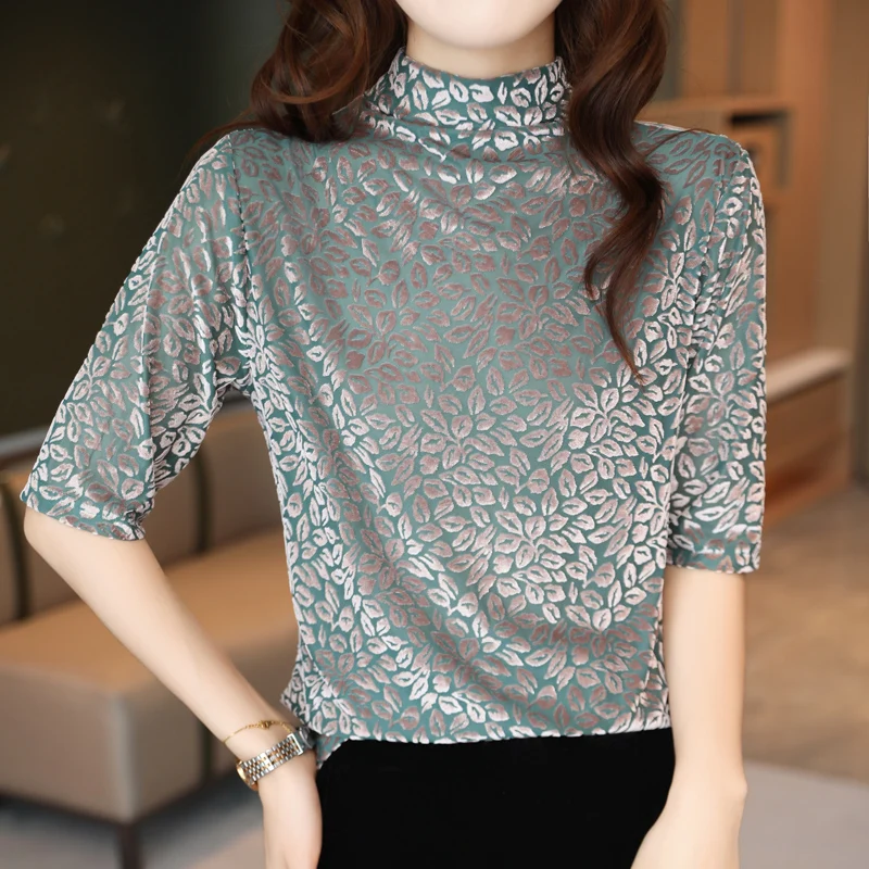 24 autumn and winter new ladies Korea gold velvet bottoming shirt women's sleeve T-shirt slim and slim semi-high collar leopard