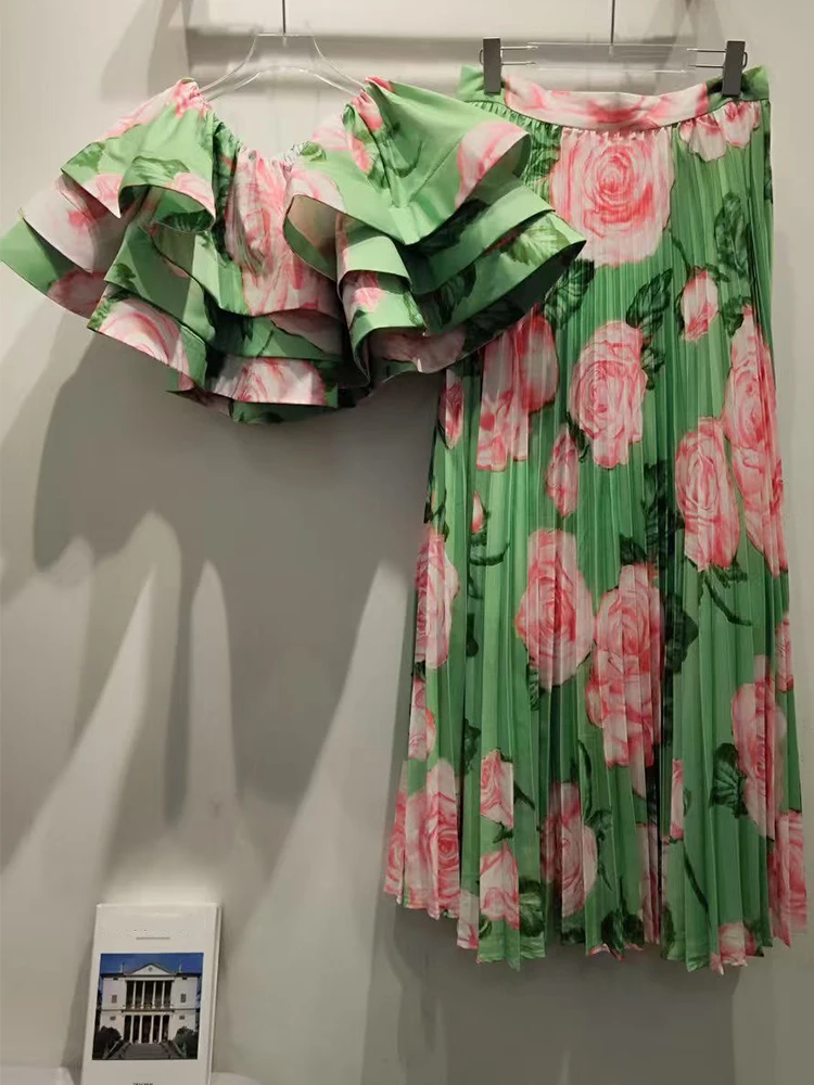 

Temperament word collar ruffled waist short top summer new printed women's two-piece suit+high waist pleated skirt fashion suit