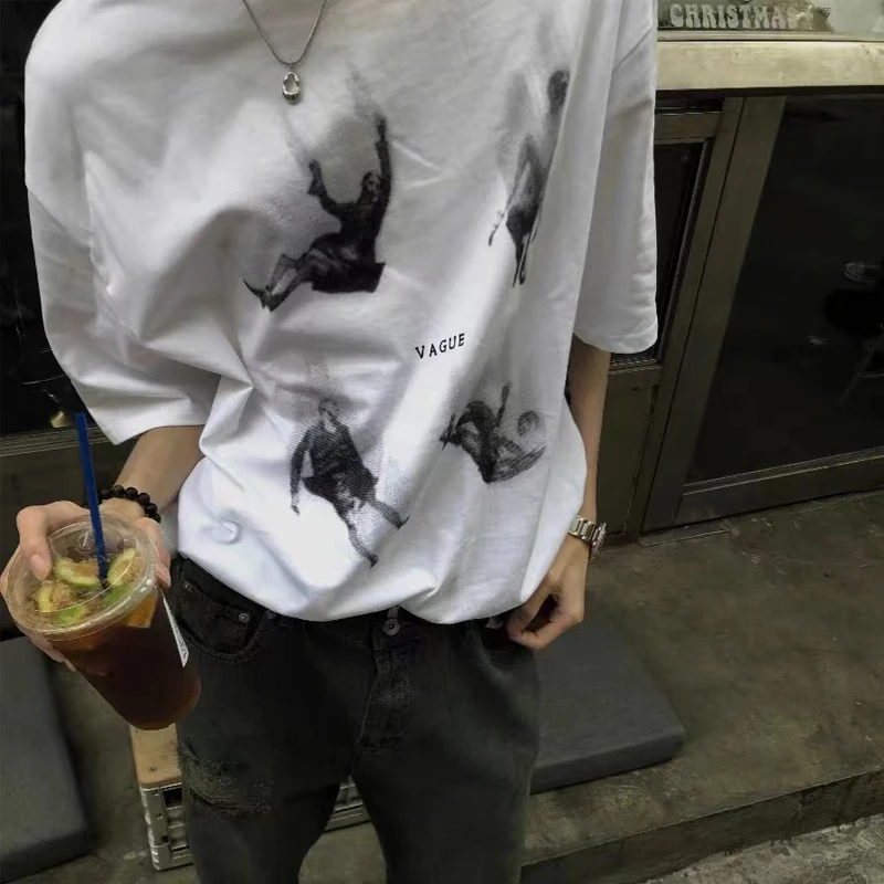 

Vintage Top Blurred Portrait Print American Men Street Short-sleeved T-shirt Cotton T-shirt Summer Oversize Woman Clothing