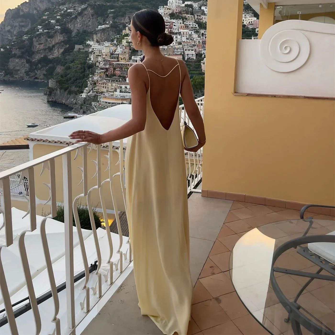 Sexy rückenfreies Satin-Maxikleid für Damen, modisch, ärmellos, weiblich, solide, schlanke Kleider, 2025, Sommer-Dame, weiße Strand-Urlaubsroben