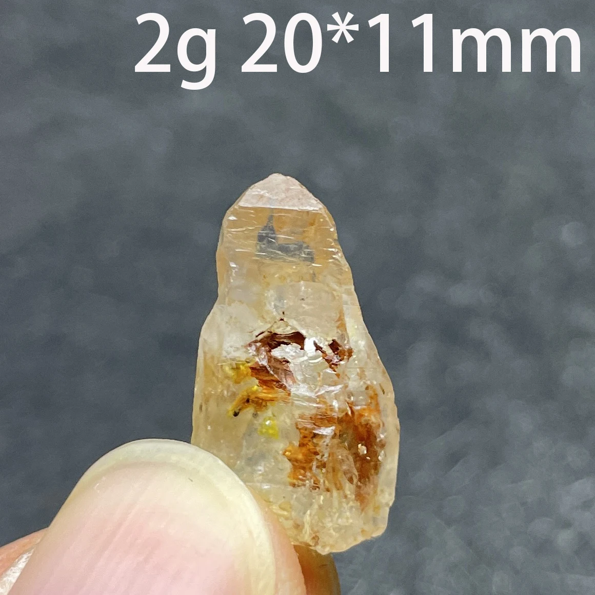 Natural Skeletal Crystal Point Fluorescence effect Mineral Specimen Clear Quartz Raw Rock Decor Rough Healing Stone Madagascar