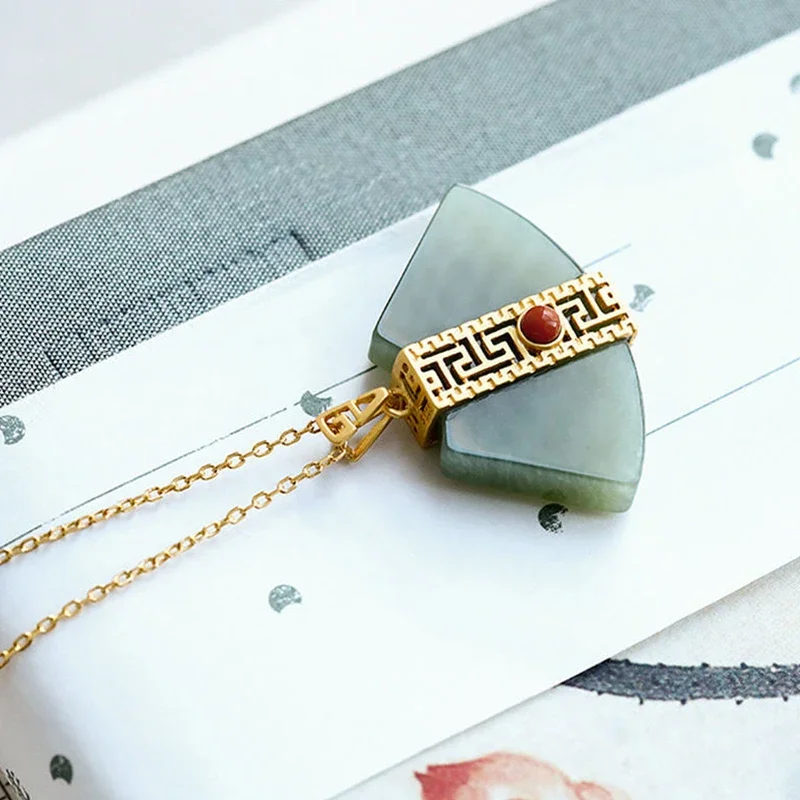 Original Designer Unique Craftsm Natural Hetian Jasper Fan-shaped Pendant Jade Necklace for Women Chinese Style Jewelry