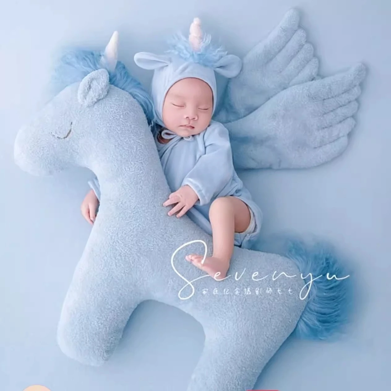 

Newborn Photography Props Blue 2026 Horse Theme Set Posing Doll Outfit with Hat Clothing with Wings for Studio Photoshoot Prop