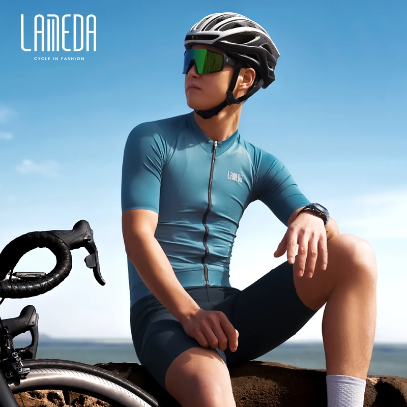 

LAMEDA Men's Short Sleeve Cycling Jersey Quick Dry Moisture-wicking Uv Protection Sports Apparel For Comfort In Summer Cycling