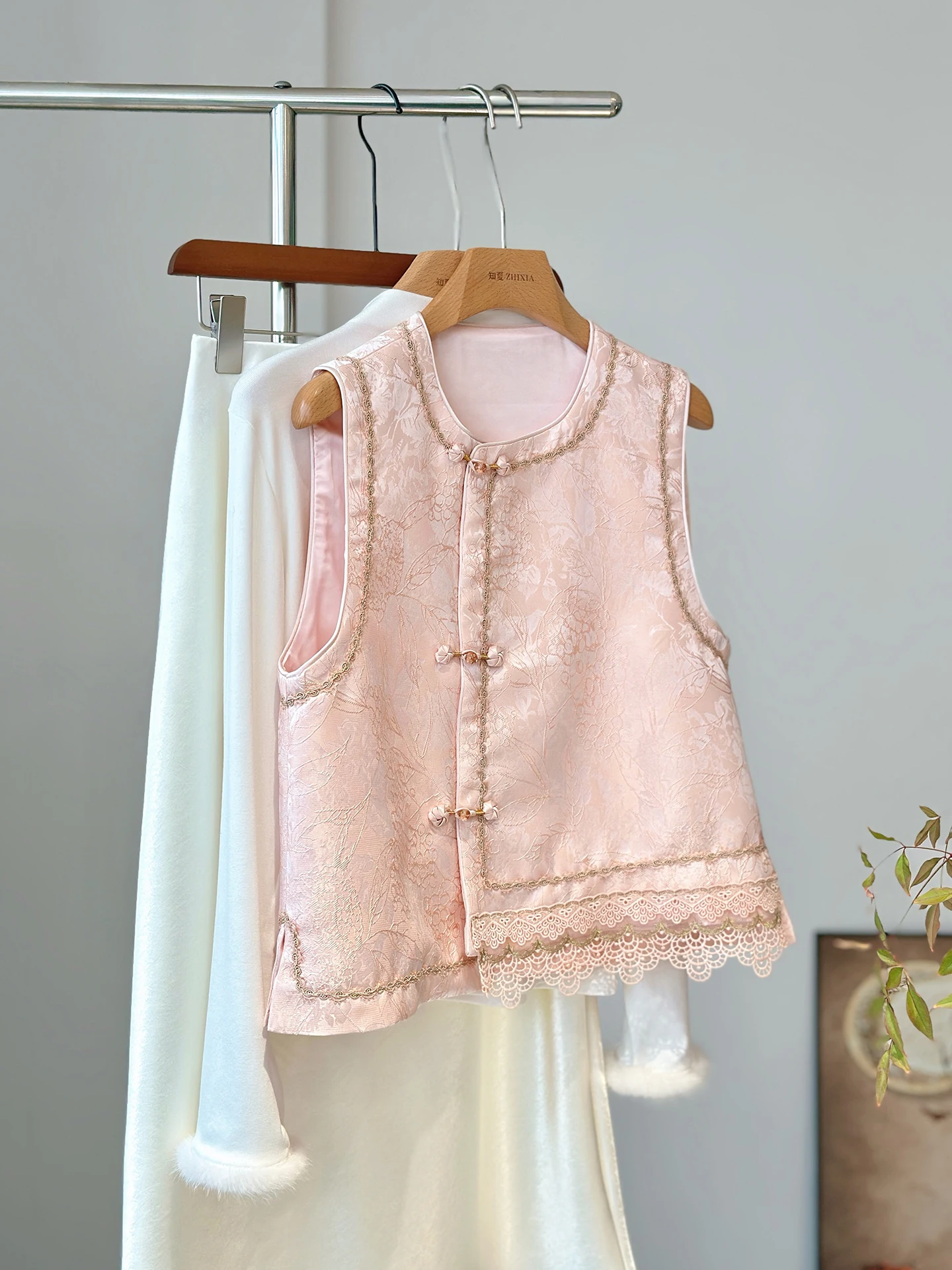 New Chinese Style Vest National Daily Age-Reducing Outer Wear Waistcoat Spring and Autumn Sleeveless