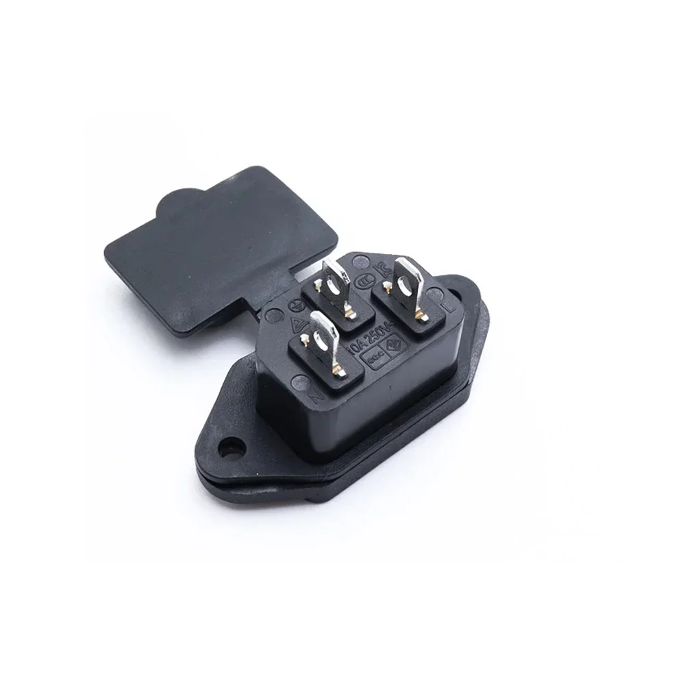 

AC Power Socket 250V 10A 3 Pin Male Plug Panel Power Charging Outlet Charging Plug Connector with Waterproof Cap for Rice Cooker