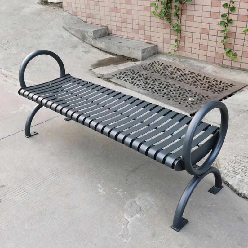 

Уличная скамейка, черная металлическая мебель с литым покрытием для парков и школ
