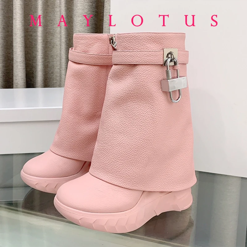 

Pink Lock Thick Sole Luxury Shark Boots for Female Women 2024 Wedge Heel Round Toe Fashion Runway Elegant Solid Mid-Calf Shoes