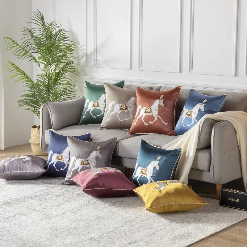 Premium Satin Cushion Cover Luxury Gold Thread Embroidery Horse Head Throw Pillow Case European Vintage Elegant Cushion Case