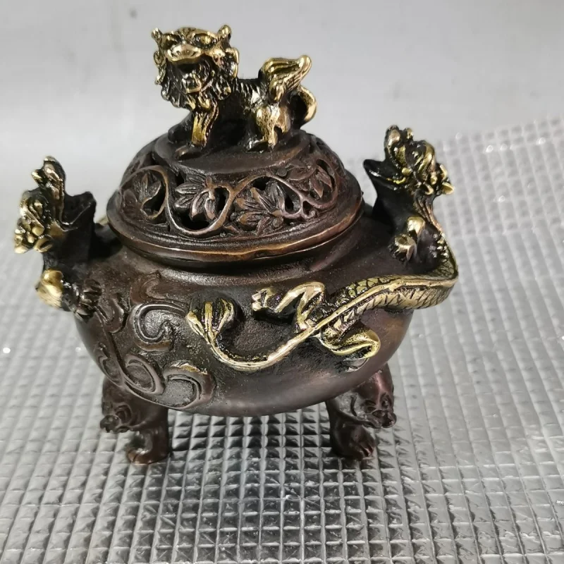 Wholesale Antique Copper Incense Burner Decoration Antique Collection Bedroom Antique Tripod Double Ears with Lid Crafts