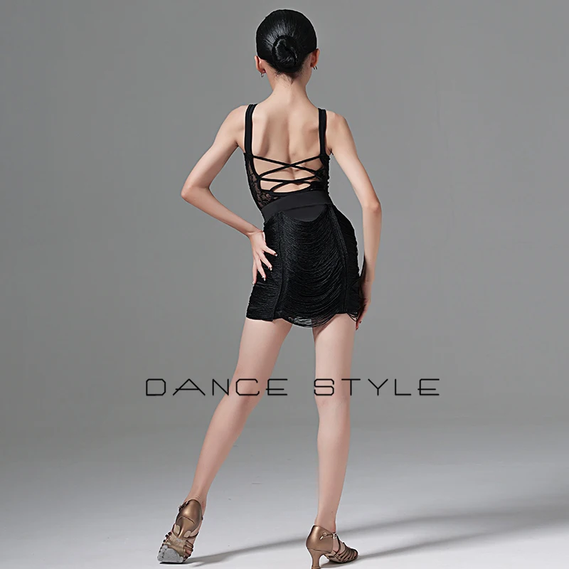Nouveaux enfants sangle haut gland jupe noir tenues latines Samba Chacha Rumba robe danse latine Performance porter pour les filles DQS20277