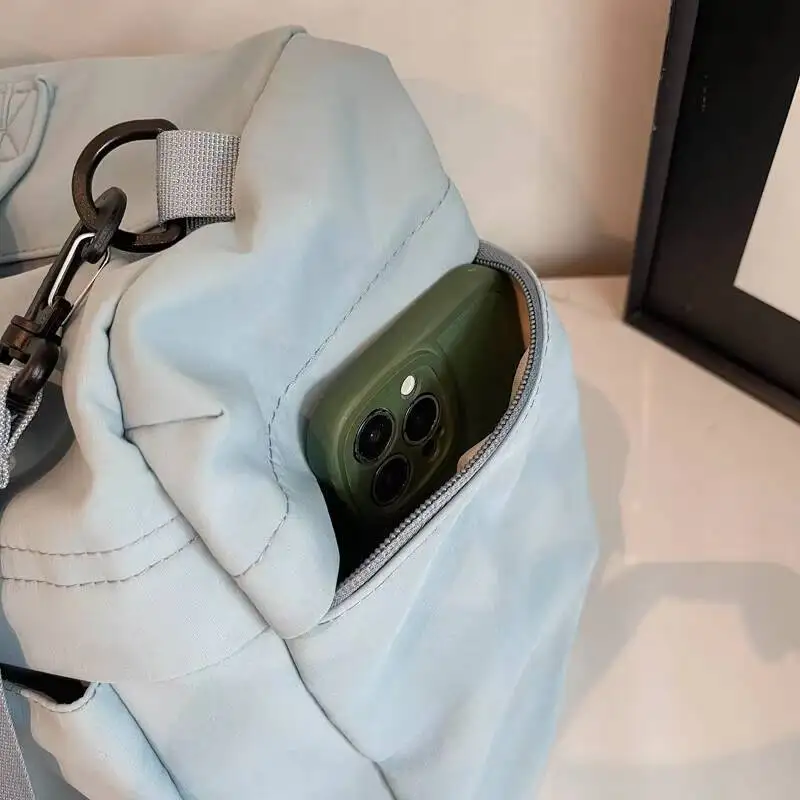 حقيبة رياضية عصرية للنساء للسفر حقيبة واق من المطر تحمل حقيبة عطلة نهاية الأسبوع مع حجرة للأحذية حقيبة عطلة نهاية الأسبوع يجب اقتناؤها أثناء السفر #4