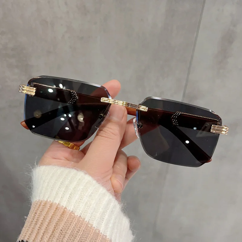 

2023 New Trimmed Sunglasses for Women Frameless Small Wood Grain Mirror Legs Arrows INScreen Korean