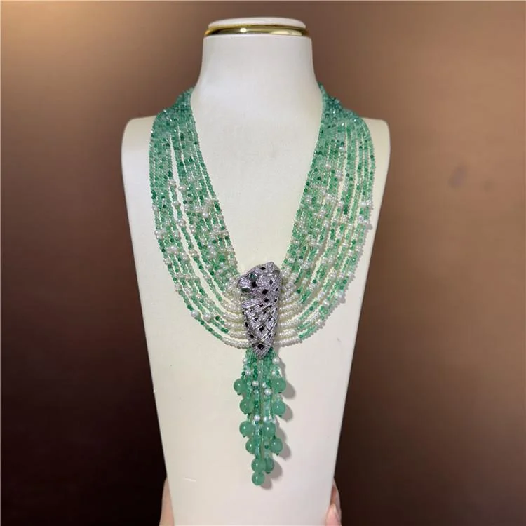 11 Strands New Natural Green Agate paired with Small Pearl Necklace