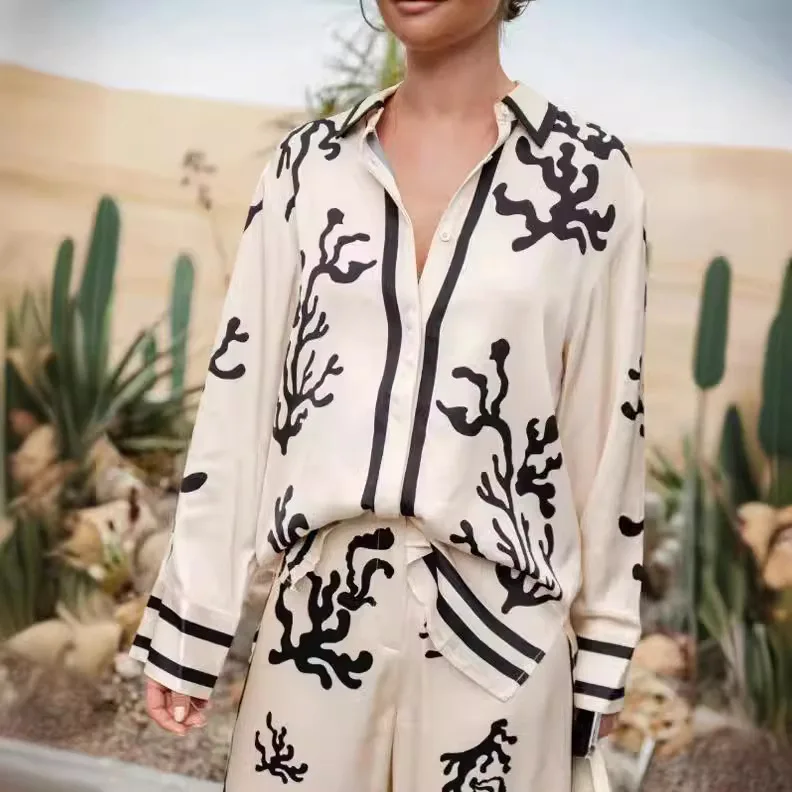 2024 Fashionable And Personalized Printed Long Sleeved Colored Holiday Leisure Loose Set