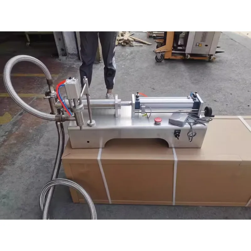 Picture 6: Horizontal Pneumatic Paste Filling Machine Automatic Quantitative For Cosmetic Liquid Cream Sauce Lubricant Filling