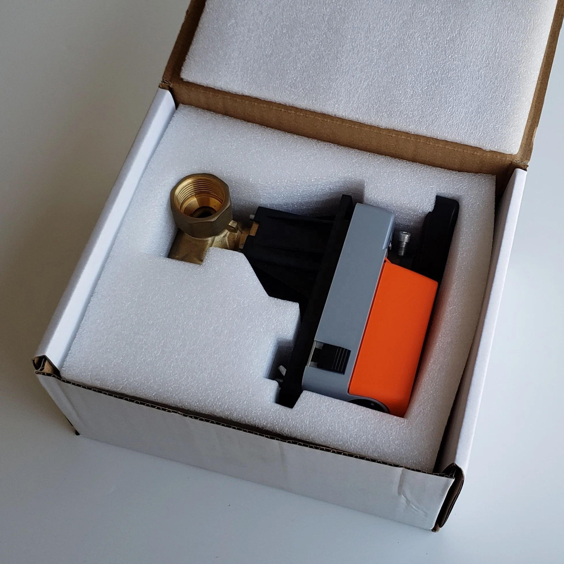 Válvula de água motorizada operada por atuador elétrico do motor de bola DN25 15 PN20 3 maneiras para tratamento de água