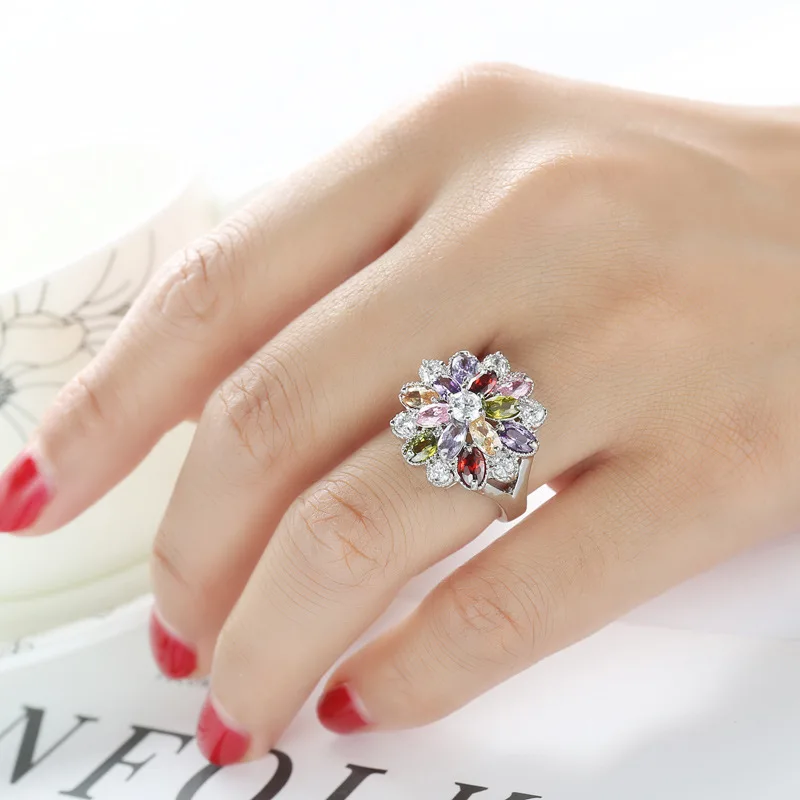 New Female Jewelry Silver Color Hollow-out Blue Flower Big Zircon Stone Ring For Women Bridal Wedding Band Ring Bijoux