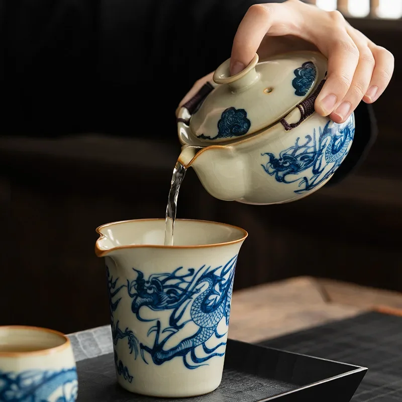 Ru Kiln Cha Wan Tea Cup Blue and White Hand Grab Pot Chinese Kungfu Tea Maker Imitation Yuan Blue and White Dragon Pattern