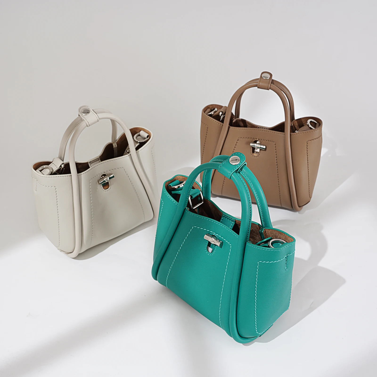 

Factory Direct Sales Summer Simple Cowhide Mini Bucket Bags Women Luxury Genuine Leather Soft Shoulder Bag Lady Commuter Handbag
