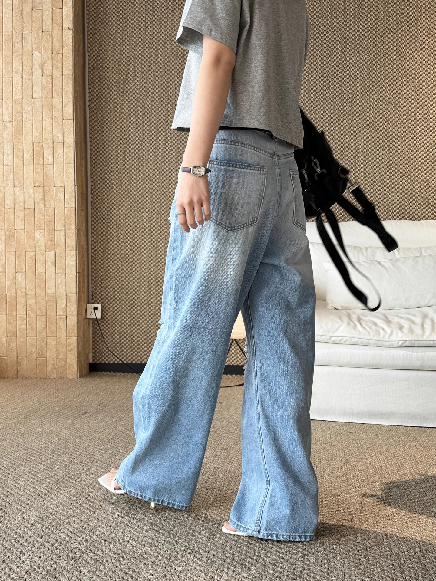 Summer new Korean trendy street style distressed white ripped straight leg jeans look slim, long pants for women