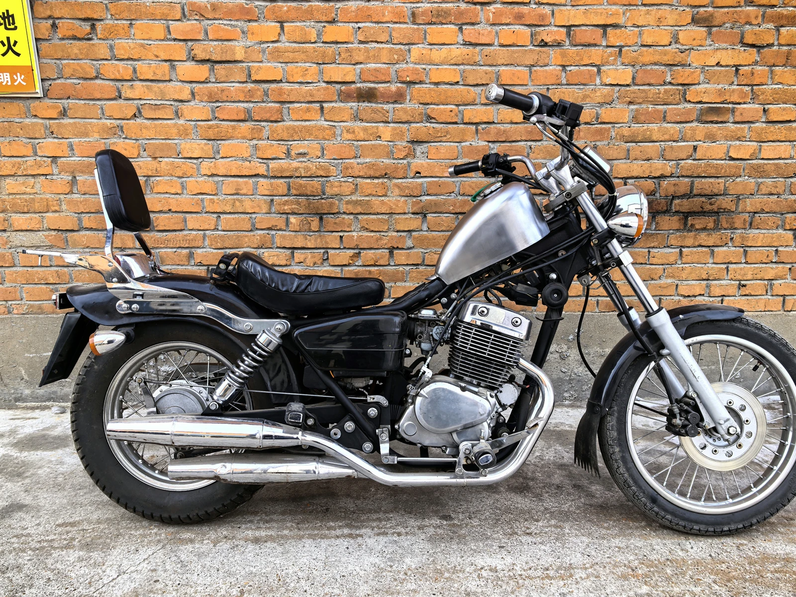 

Универсальный бензобак для мотоциклов 4L для Kawasaki, Yamaha, Harley Softail, Street Bob, Sportster XL 1200, 883, Dyna, BMW, HONDA