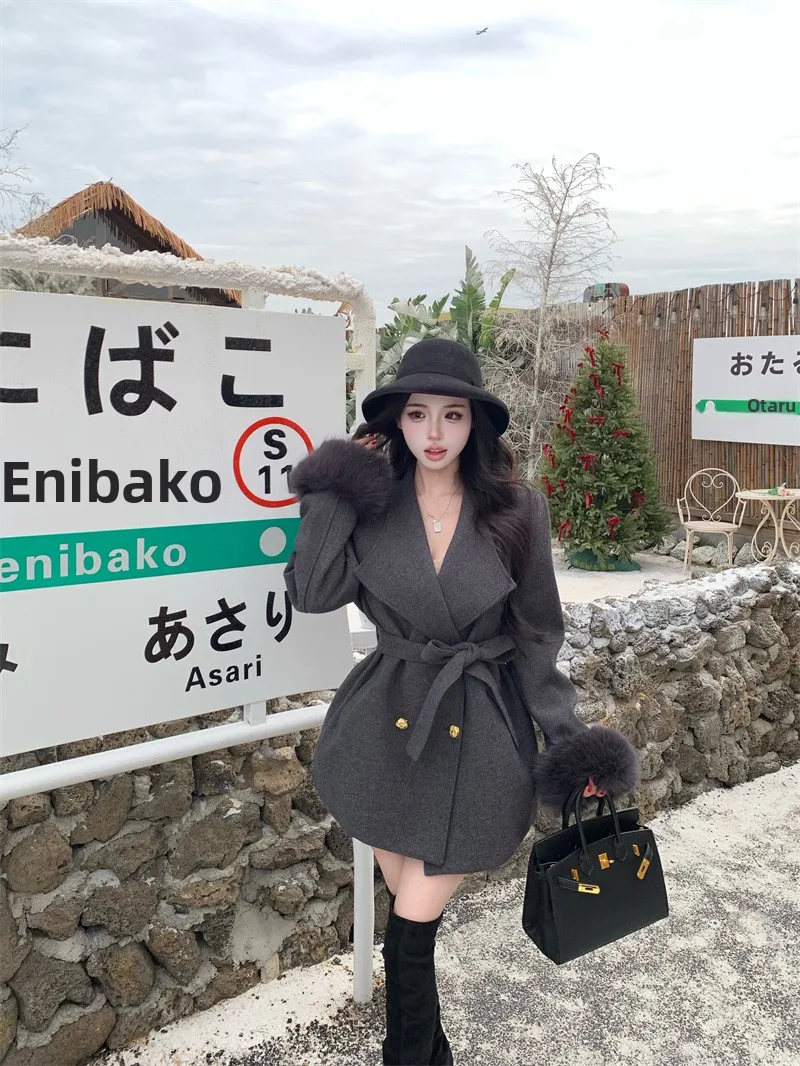 

Женское зимнее шерстяное пальто в стиле ретро с двубортной застежкой и поясом, с меховыми вставками, теплое, средней длины, в корейском стиле, для повседневной носки