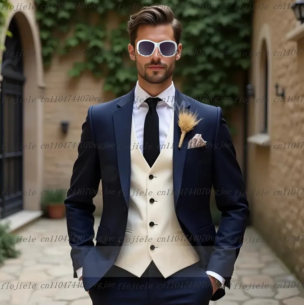 

Новый темно-синий и белый мужской костюм, официальная свадебная вечеринка, жених, деловые мужские смокинги, индивидуальный комплект из трех предметов, куртка, жилет, брюки