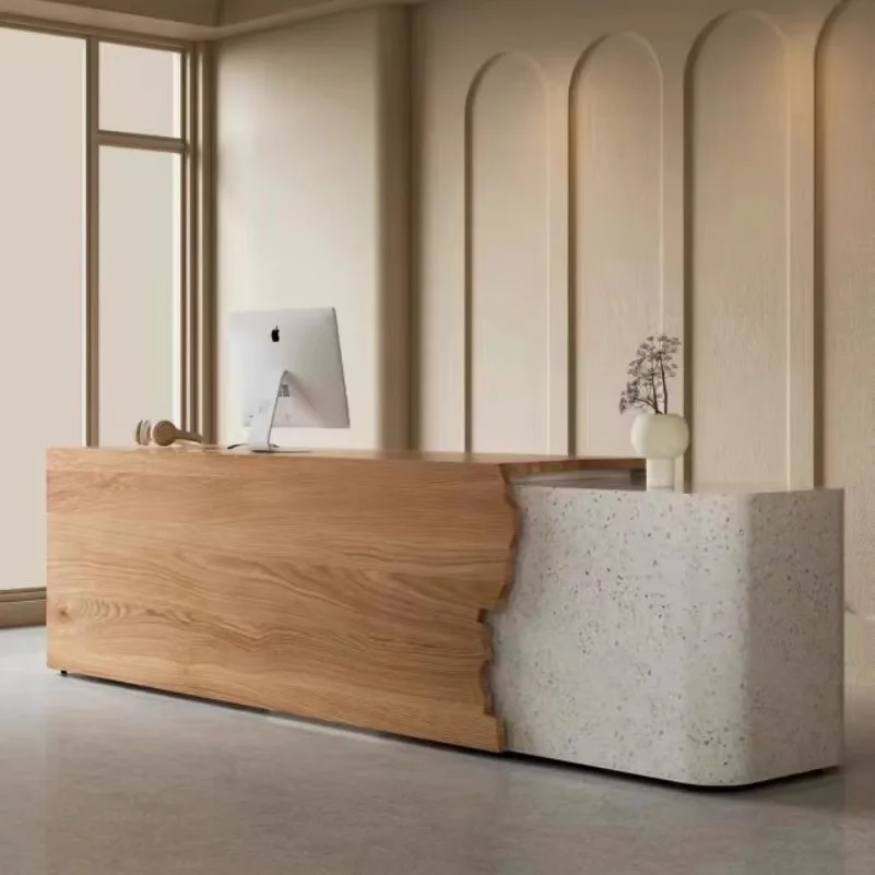 

Дизайнерская компания Журнал Цветная стойка регистрации INS Ветер Кровать из цельного дерева и касса для завтрака Сторона магазина одежды Бар Настройка