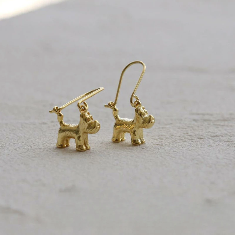 

Golden 3D Dog Animal Cute Earrings Exquisite, Small and Versatile Earrings and Earrings for Women