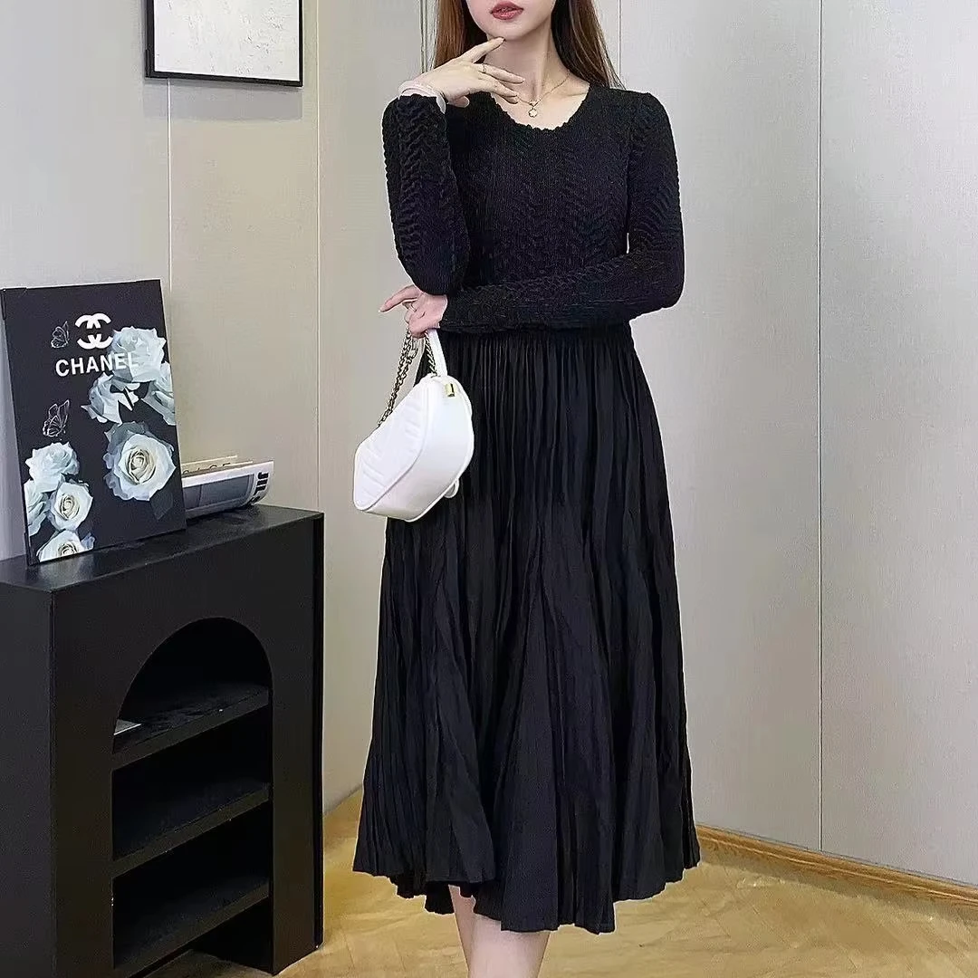 High Quality Fashion Smocked Dress 2024 New Women's Casual Dress Slim Fit Long Sleeve Embossed Pleated Elegant Dress