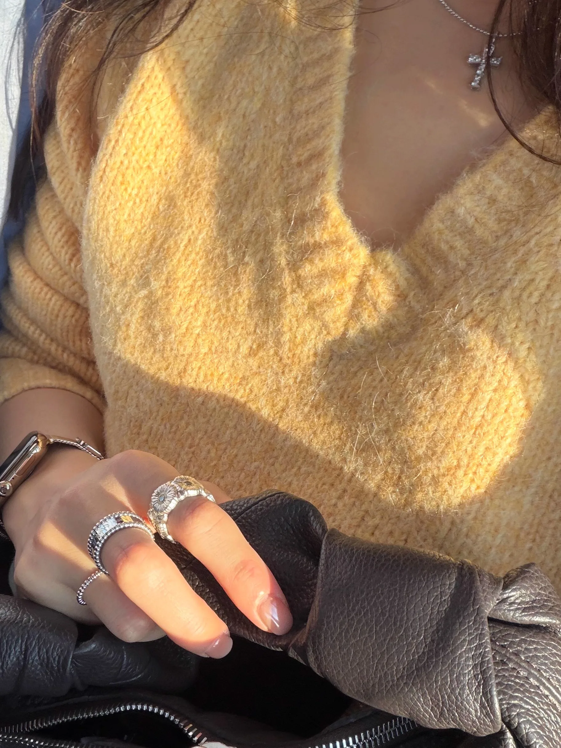 

Remerci Autumn Winter Knitted Wool Alpaca Blend Sweater Small V-Ne Cheese Yellow Thi Warm Faionable Women's Knitwear