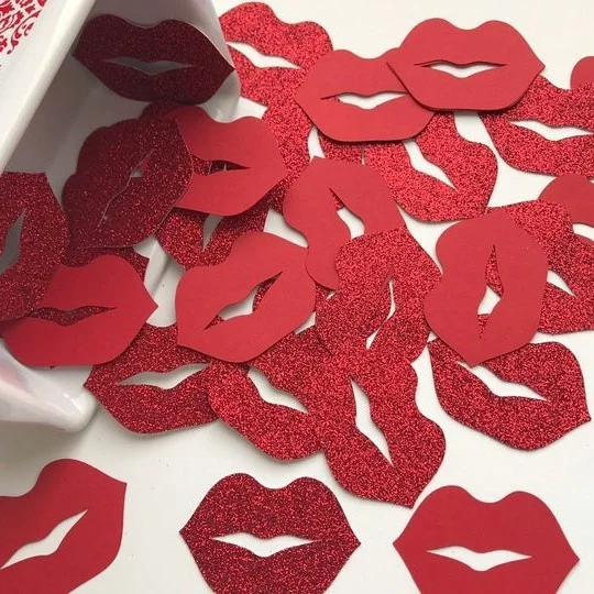 100 Piezas de Confeti Brillante con Forma de Labios Rojos, Decoración para Fiestas de Boda, Confeti de Cristal de Champán con Forma de Labios en Oro Rosa, Decoración para Despedidas de Soltero