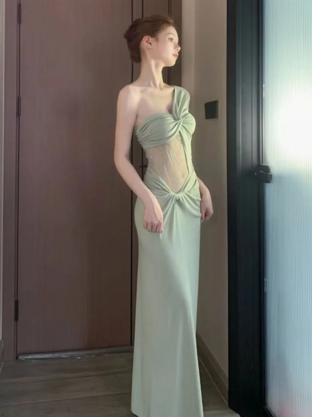 

Sexy Lace Trim Bodycon Long Dress Shoulder Bared Waist Cinched Summer 2026 City Walk Casual Wedding Party Outdoor Urban Commute