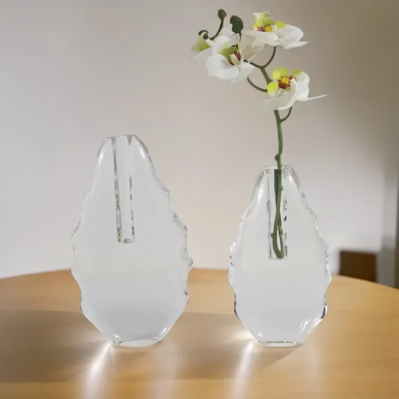 Modern simple and creative crystal glass flower arrangement ornament model room living room study table top decoration