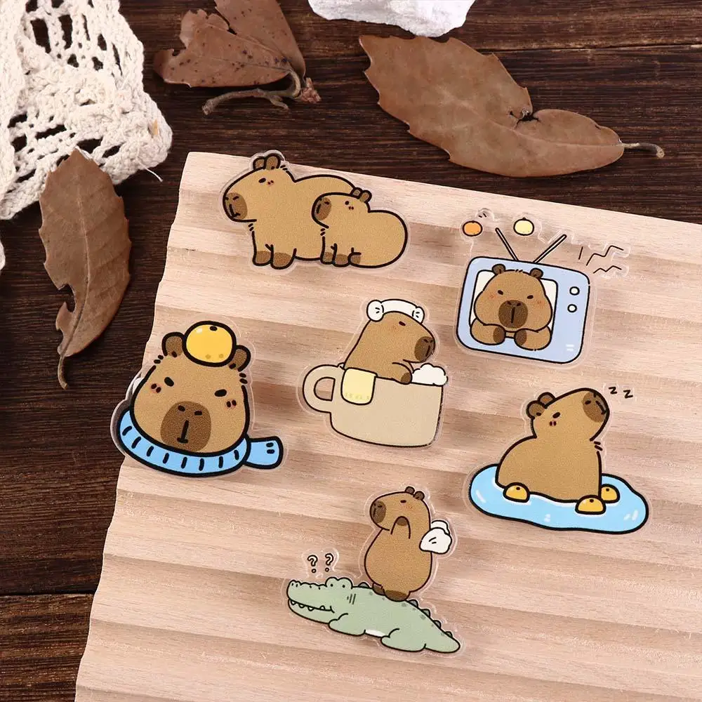 1PC Creative Acrylic Capybara Brooch Funny Animal Capibara Lapel Badge Pin for Children Fashion Jewelry