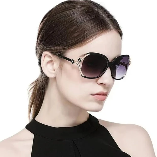 Gafas de sol retro sexy para mujer, gafas de sol con gradiente, redondas, con marco grande, estilo de diseñador de marca con detalles huecos de Camelia