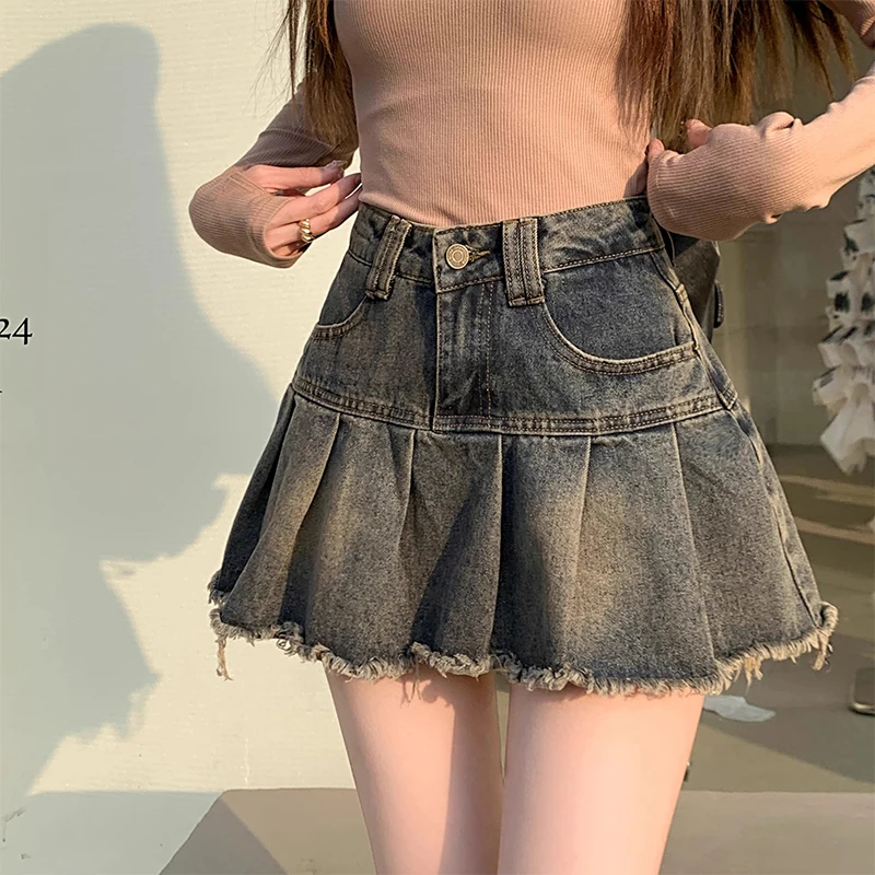 

Spice Girls retro do old pleated denim bustier skirt female high waist thin a word anti-glare package hip short skirt super