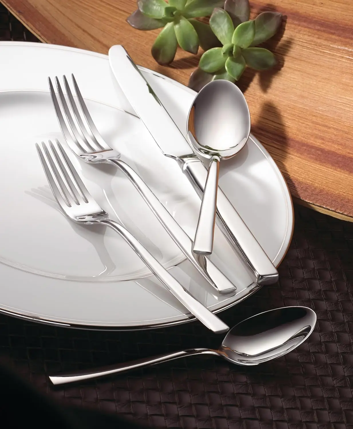 Ensemble de couverts argentés de 65 pièces, ustensiles de salle à manger élégants pour la maison et les fêtes