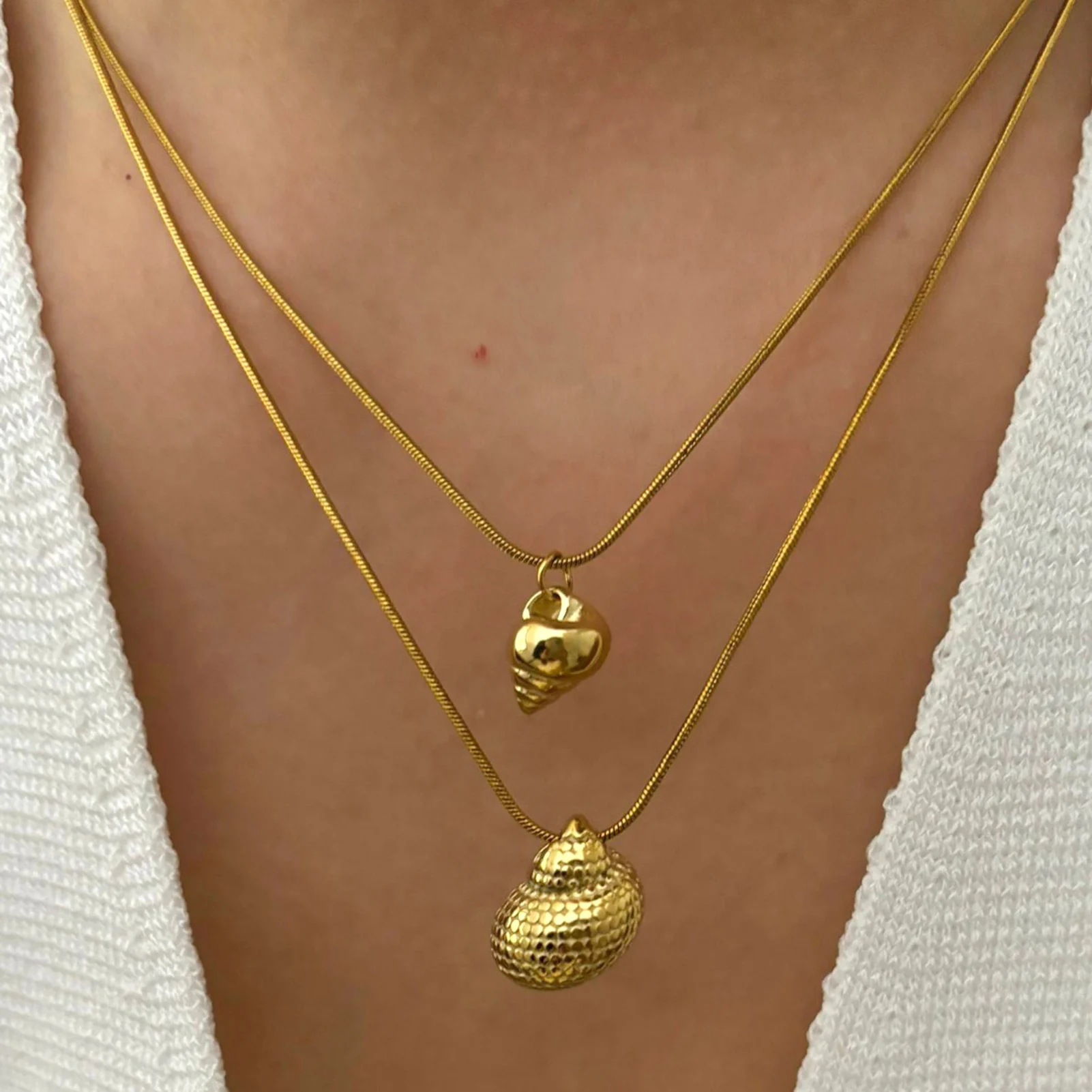 

Stainless Steel Snail Shaped Pendant Necklace for Women Minimalist Chokers Gold Color Jewelry Male Female Necklace Gifts 2025