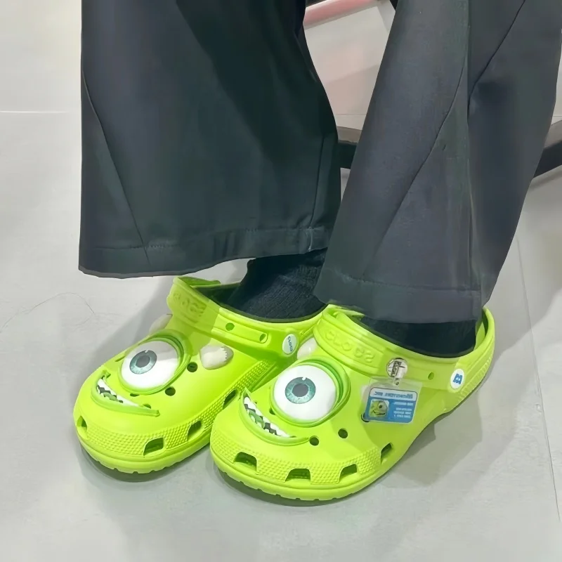 

Summer Anti-Slip Outdoor Casual Beach Shoes Monster Big Eyes Hole Hole Slippers Comfortable Breathable Sandals