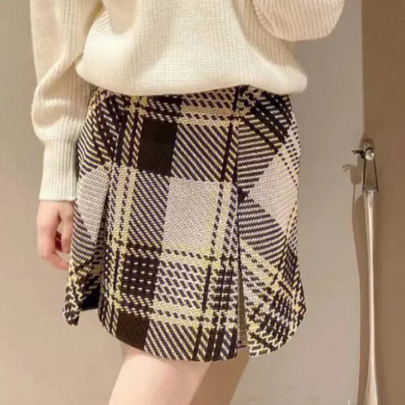 Kuzuwata Autumn High Waist Plaid Contrast Color Slim Jupe with Safety Shorts Pleated Skirt JAPAN Harajuku Faldas Mujer Moda 2024