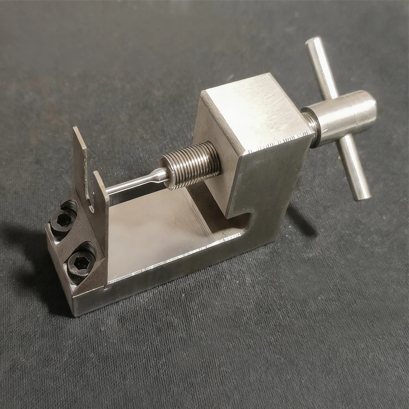 1 SZT. Ściągacz do opon ze stali nierdzewnej, narzędzie do demontażu łożysk 520, prowadnica, narzędzie ręczne, akcesoria DIY do modeli samochodów Tamiya Mini 4WD