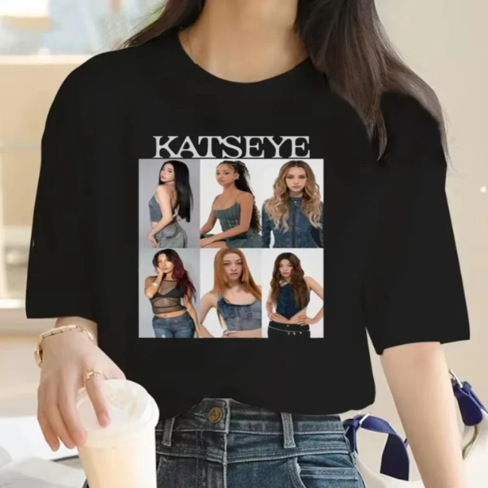 Koszulka KATSEYE Modne Koszulki z Nadrukiem Letnia Wyprzedaż Graficzne Koszulki Luźne Wygodne Ubrania Unisex Męskie Damskie Bawełniane Topy Tee