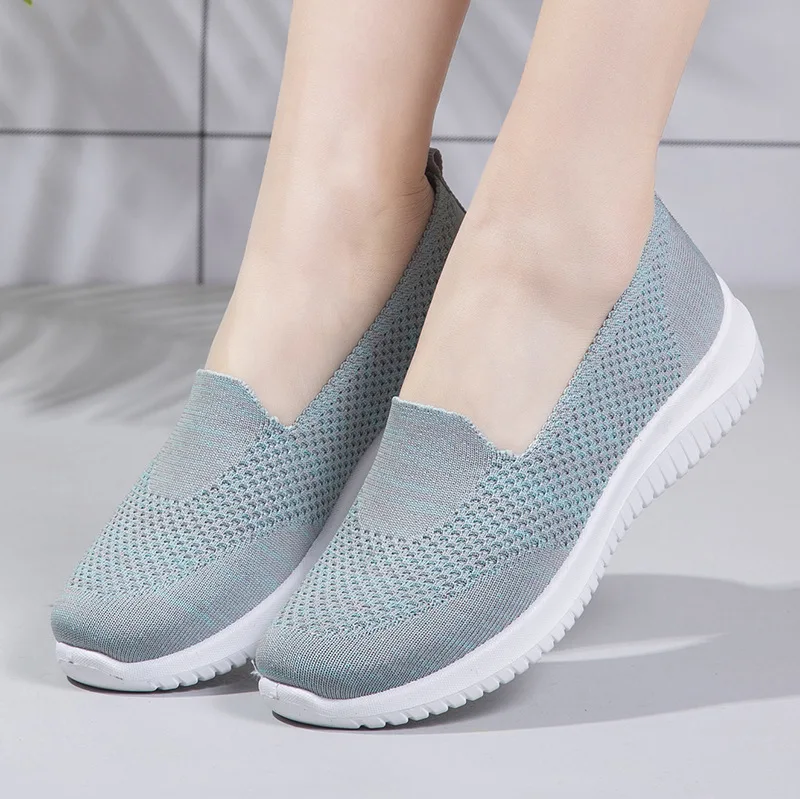 69Women Casual Shoes Light Sneakers Breathable Mesh Summer knitted Vulcanized Shoes Outdoor Slip-On Sock Shoes Plus Size Tennis