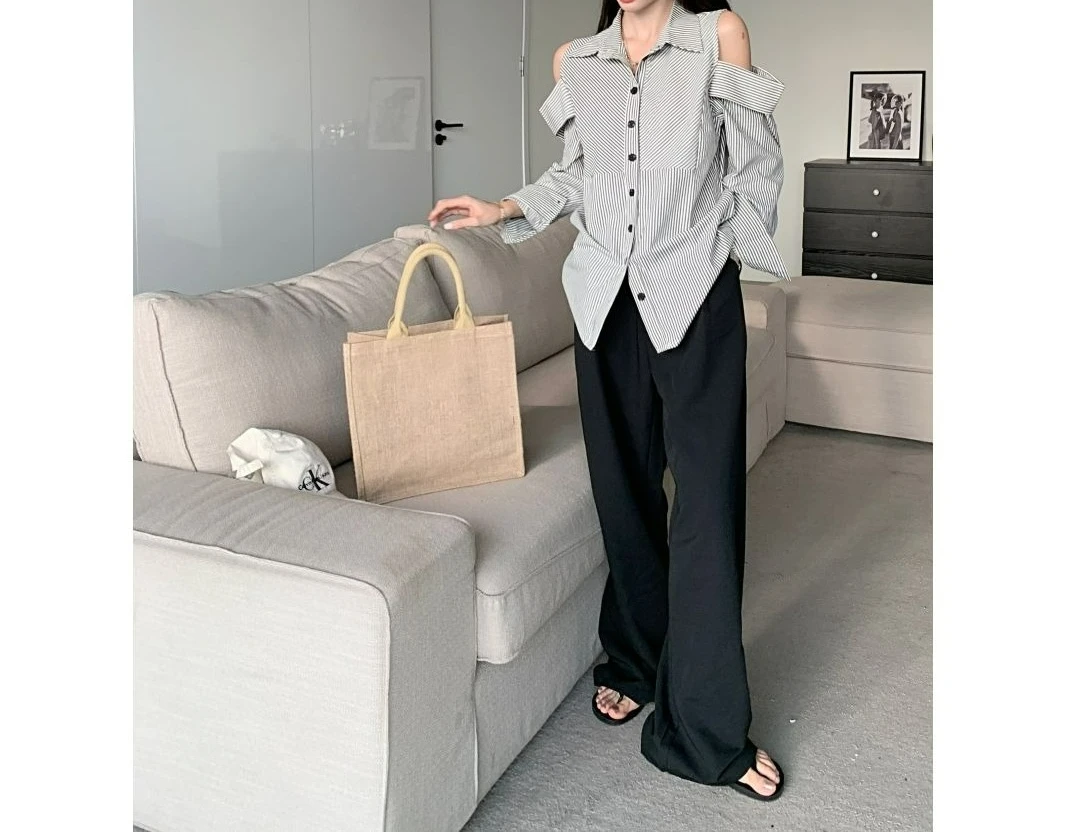 

Design Off-Shoulder Striped POLO Neck Sunscreen Long Sleeve Shirt Summer 2026 New Fashion Chic Top Women