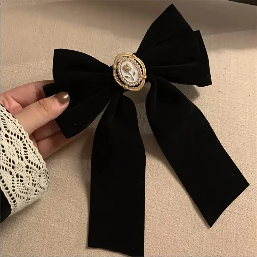 New Black Velvet Bow Hair Pins Elegant Fabric Alloy Roses Hair Clips for Women Fashion Ponytail Barrette Heawear Accessories