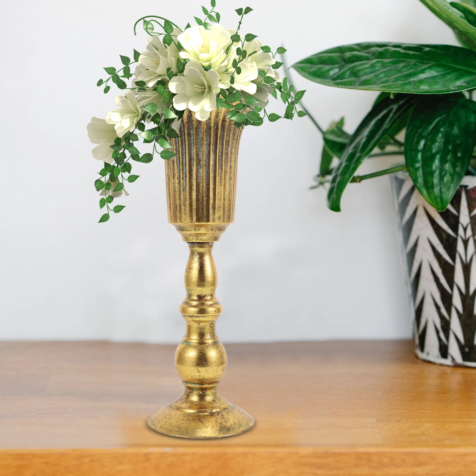 

Iron Flower Vintage Decor Wedding Home Centerpiece Flower Vase Storage Dried Floral Arrangement Container Centerpiece Plant Vase