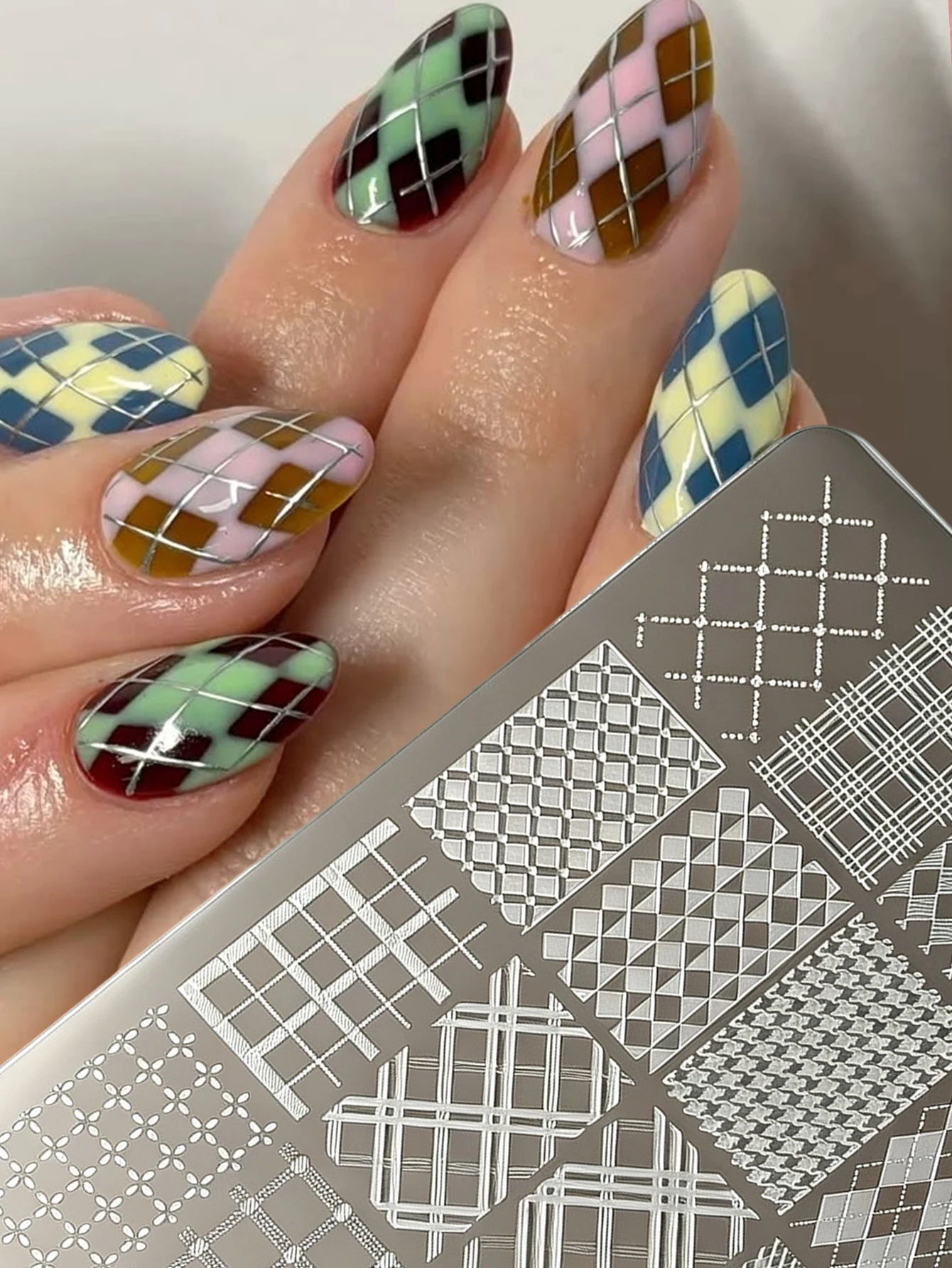 1Pc Nail Transfer Template 3D Multi Style Plaid Lattice&Diamond Grid Patterns Nail Stamping Plate DIY Autumn Manicure Nail Stenc